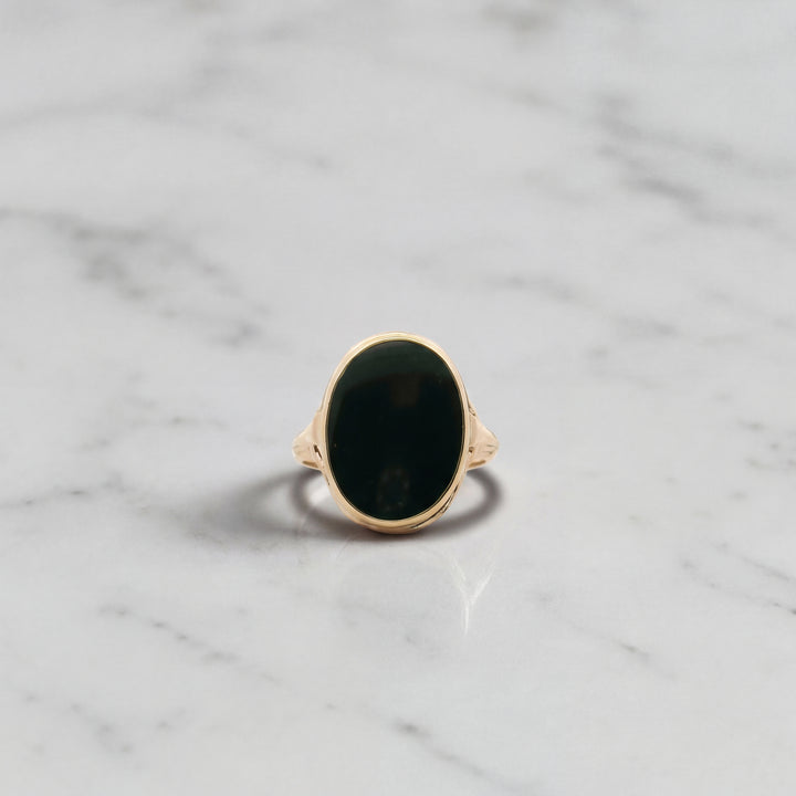 Estate 14K Yellow Gold Oval Black Onyx Vintage Ring