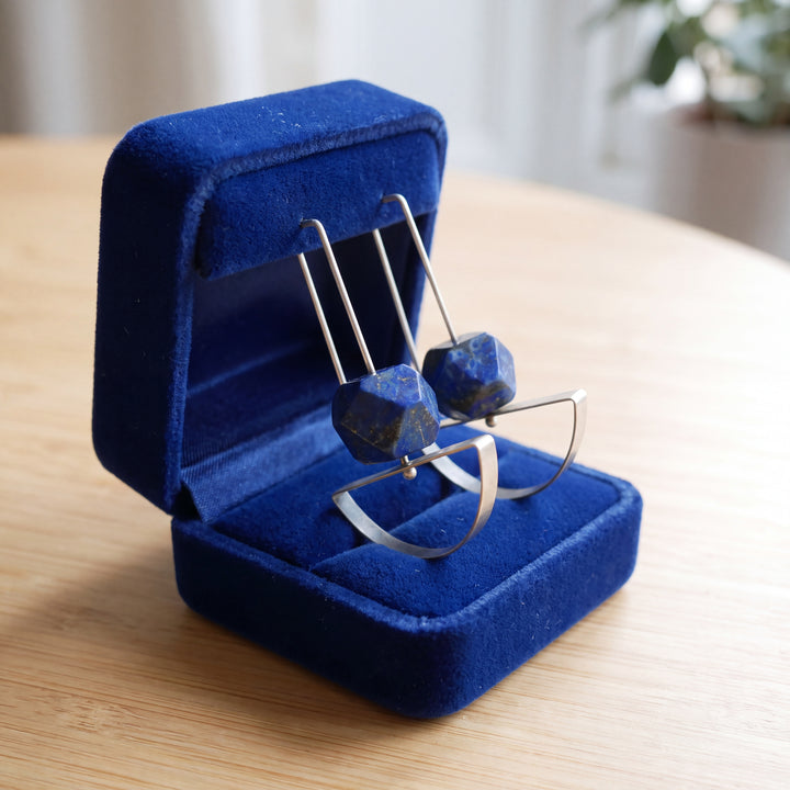 EST SS FACETED LAPIS GEOMETRIC WIRE EARRINGS CONTEMPORARY