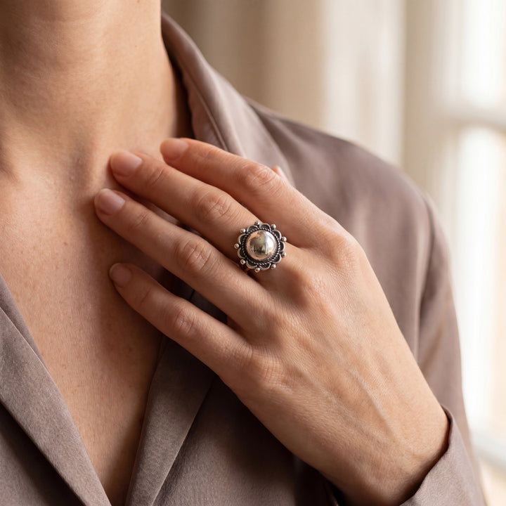 Estate Sterling Silver Button Style Ring