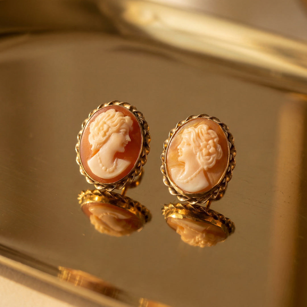 Estate 14K Yellow Gold Hand-Carved Shell Cameo Vintage Stud Earrings