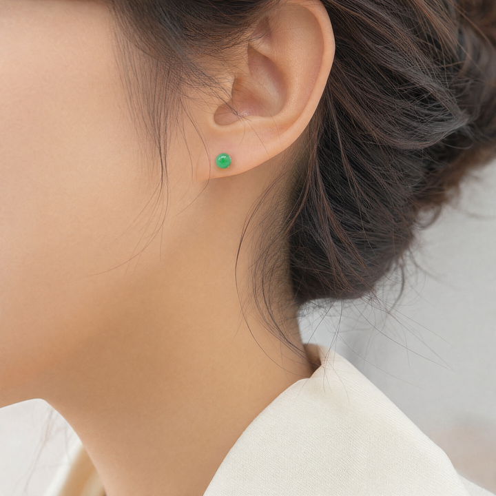 Estate Sterling Silver Round Dyed Green Chalcedony Stud Earrings