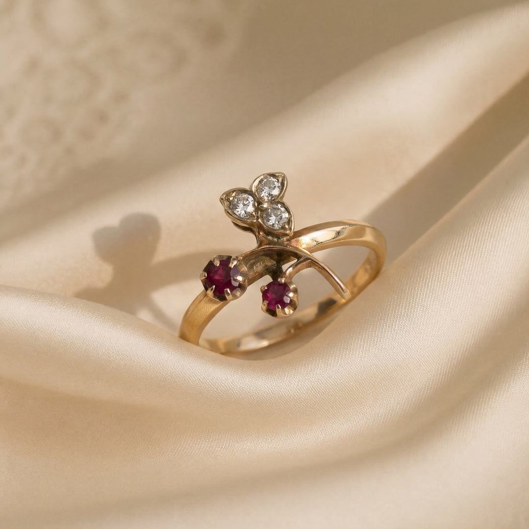 Estate 14K Yellow Gold 0.21CTW Rose-Cut Diamond & Ruby Flower Ring