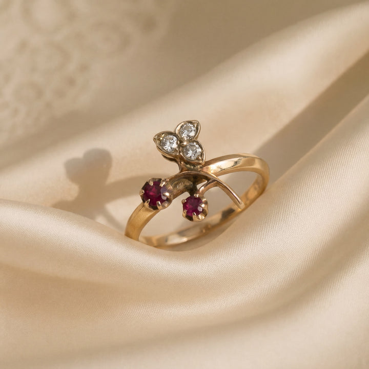 Estate 14K Yellow Gold 0.21CTW Rose-Cut Diamond & Ruby Flower Ring