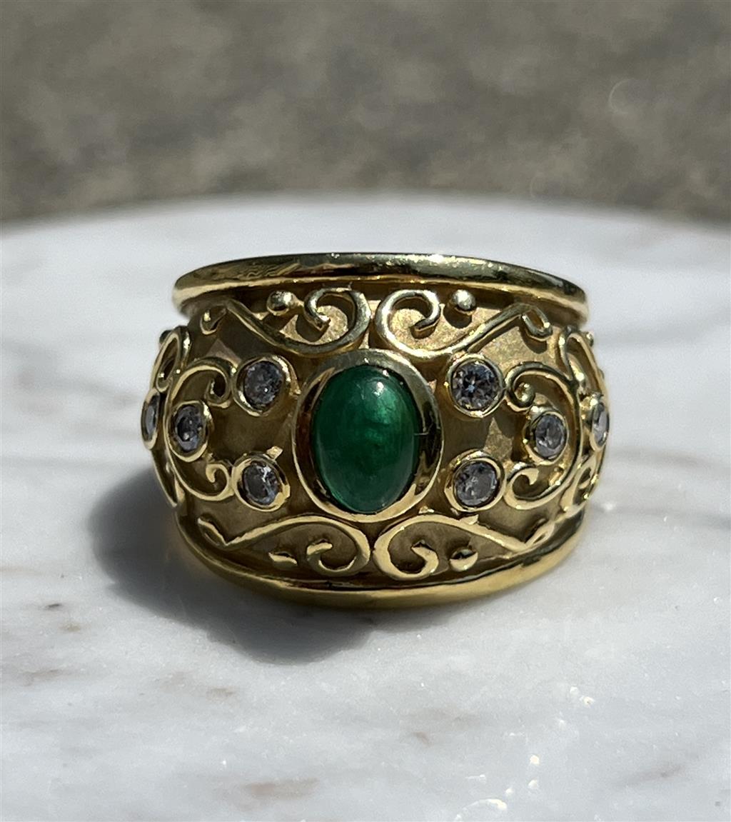Estate 18K Yellow Gold 1.25ctw Oval Emerald & Diamond Scroll Ring