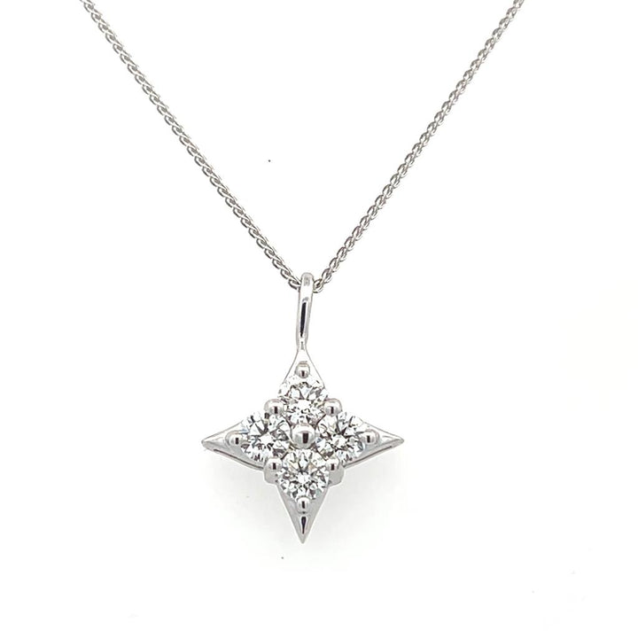 14K White Gold 0.75ctw Diamond Star Necklace
