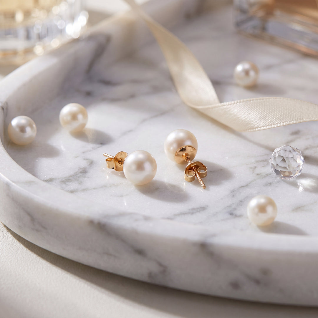 Estate 14K Yellow Gold Round Natural Pearl Stud Earrings