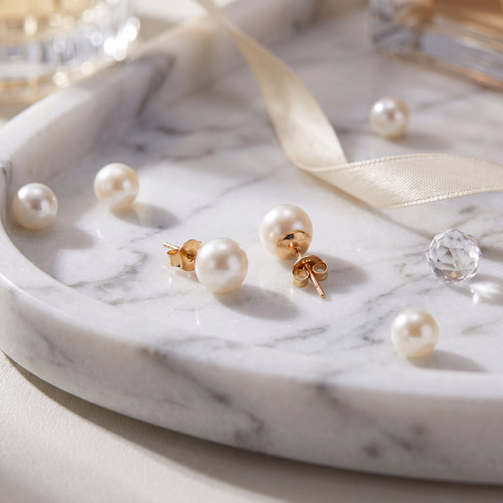 Estate 14K Yellow Gold Round Natural Pearl Stud Earrings