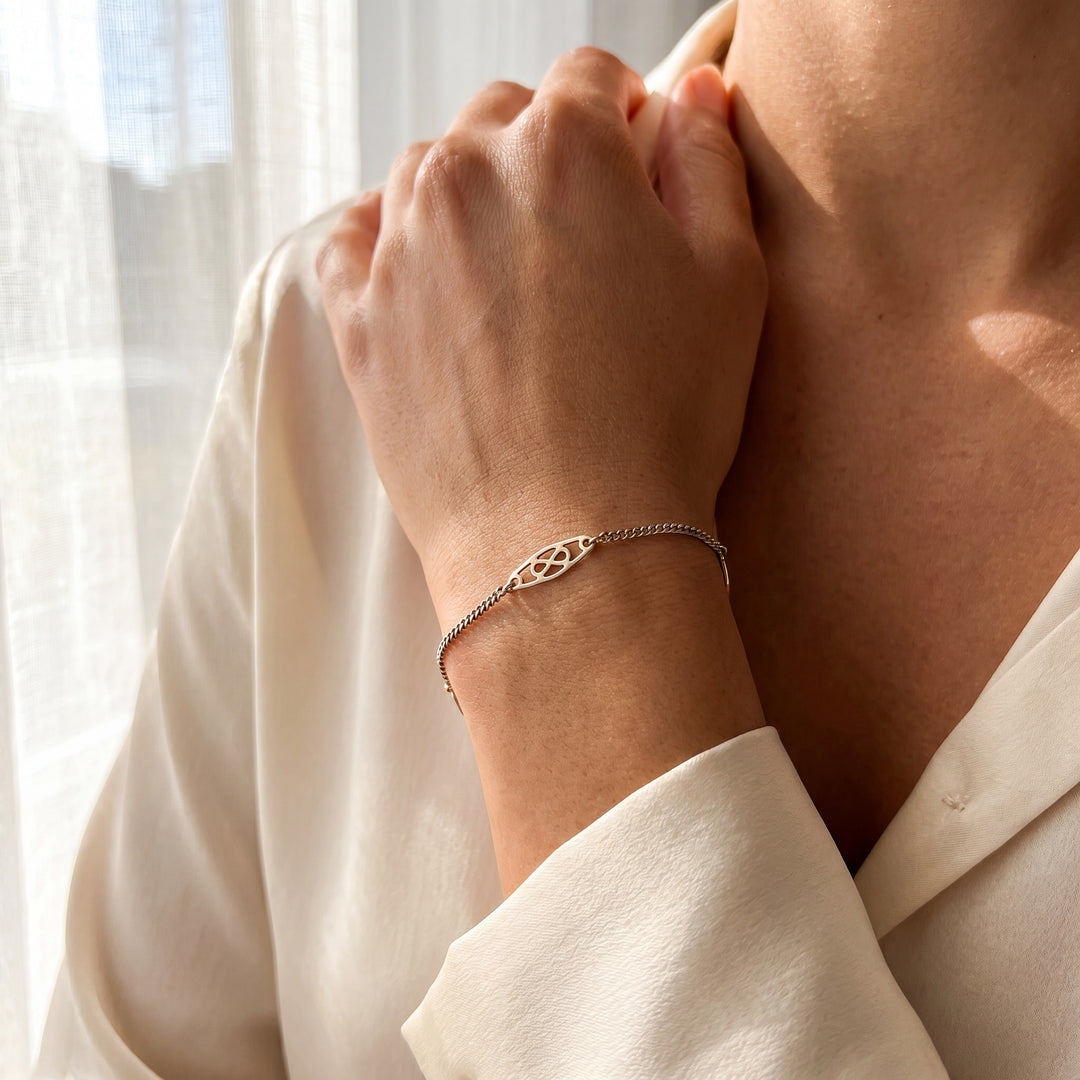 Estate Sterling Silver Filigree Station Bracelet