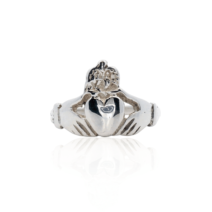 Estate Sterling Silver Claddagh Ring