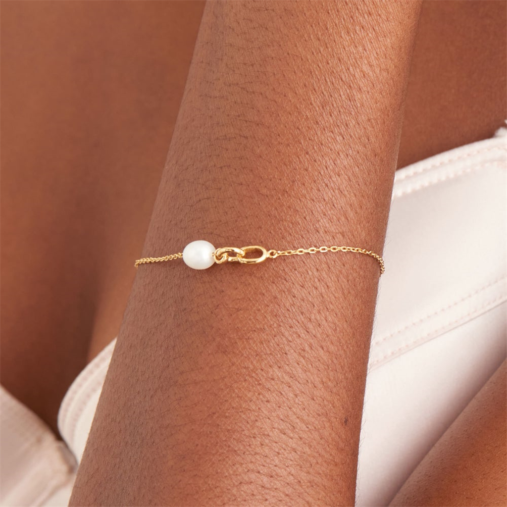 14K Yellow Gold Plated Pearl Interlocking Link Bracelet by Ania Haie