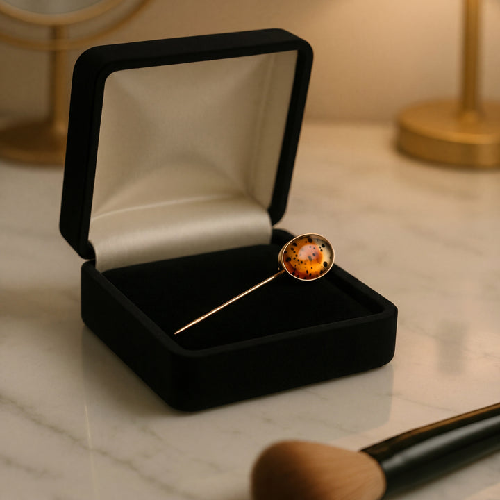 Estate Edwardian 14K Yellow Gold Oval Cabochon Agate Stick Pin