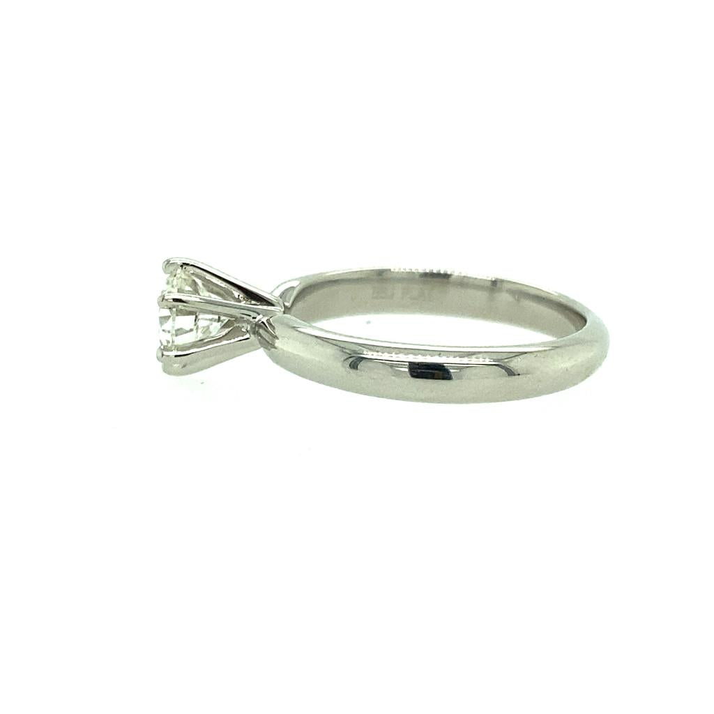 Estate Platinum 1.01ctw Round Diamond Solitaire Engagement Ring