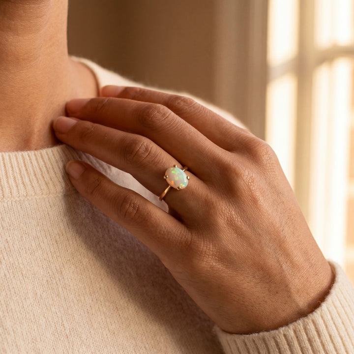 Estate 10K Yellow Gold Oval Opal Solitaire Ring