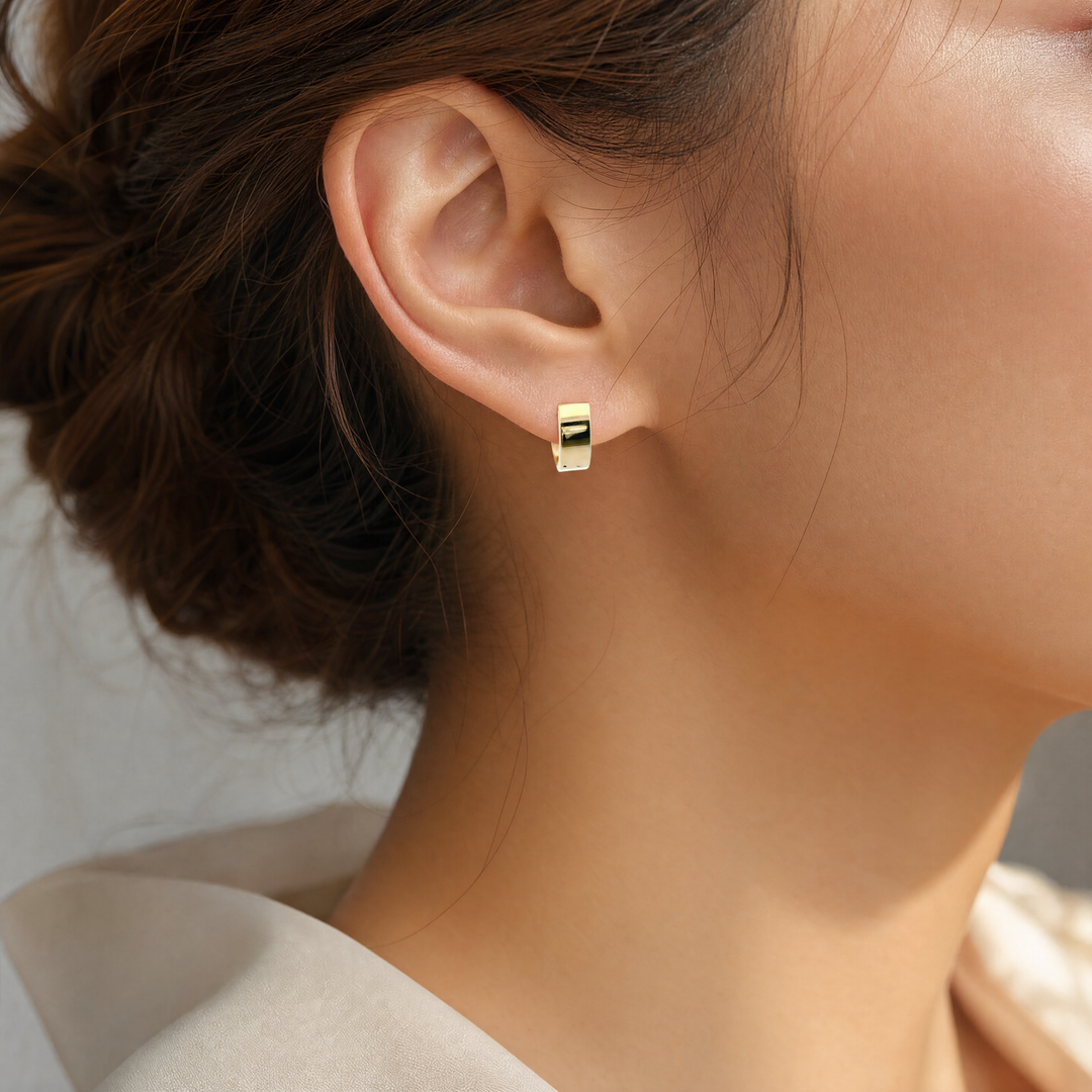 Estate 14K Yellow Gold 5MM Huggie Hoop Earrings