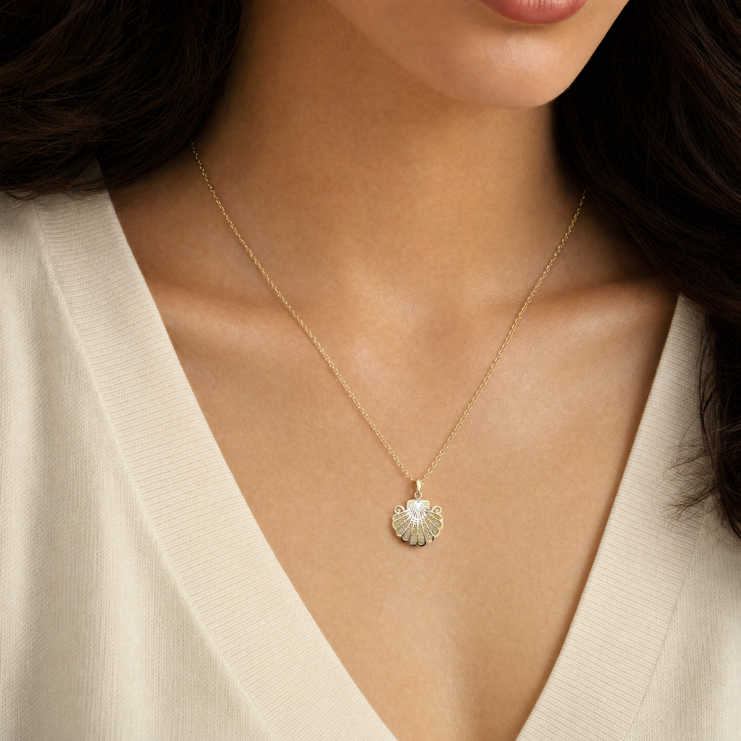 Estate 14K Two-Tone Gold Filigree Seashell Pendant