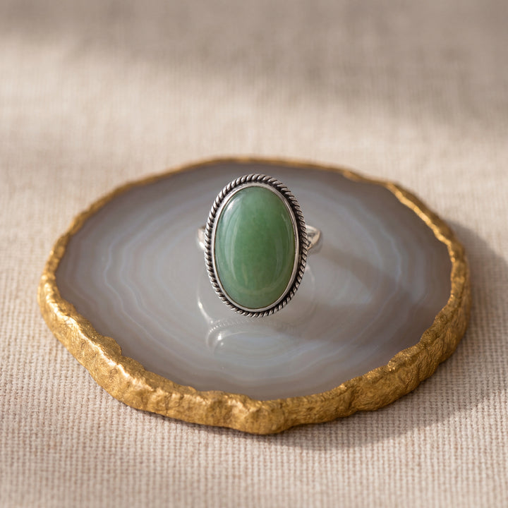 Estate Sterling Silver Oval Cabochon Nephrite Jade Scroll Ring