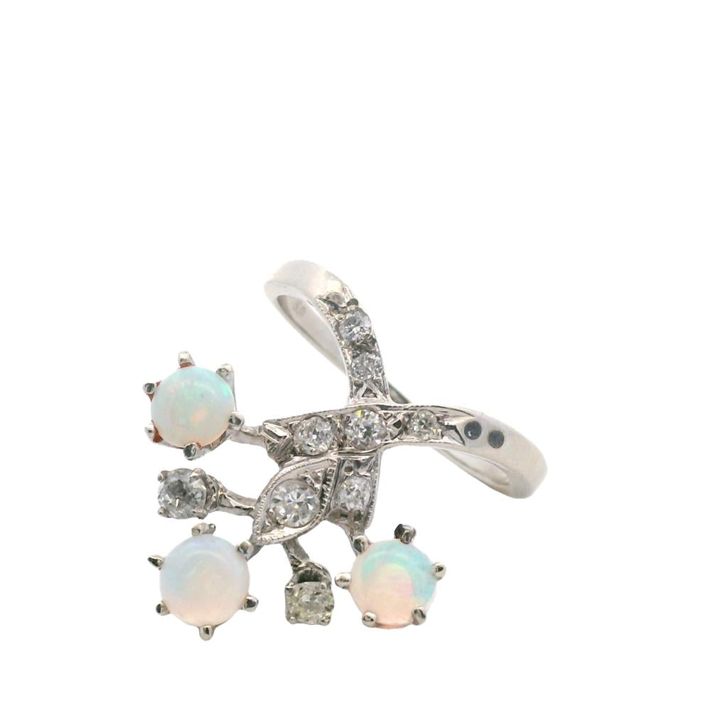 Estate 14K White Gold Opal & Diamond Ring