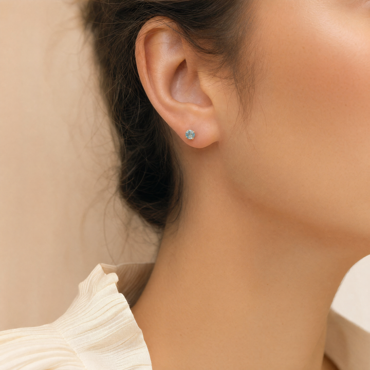 Estate 14K Yellow Gold Round Cut Aquamarine Stud Earrings