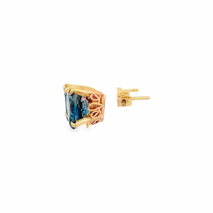 Estate 14K Yellow Gold 4.60CTW Heart-Shaped London Blue Topaz Stud Earrings