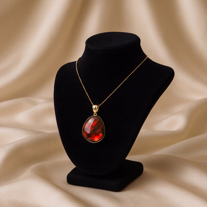Estate 14KT Yellow Gold Freeform Amolite Pendant