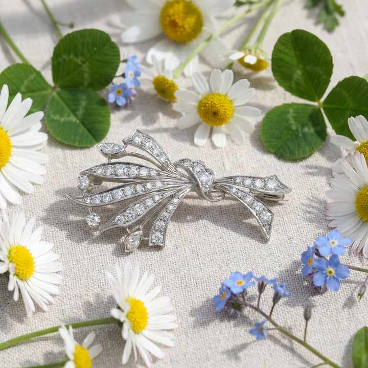 Estate 14K White Gold 1.07CTW Diamond Vintage Spray Brooch