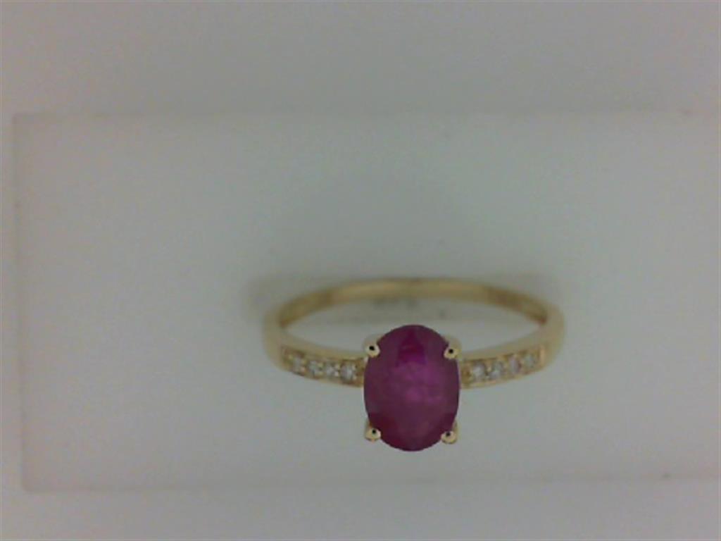 14K Yellow Gold 1.03ctw Oval Ruby & Diamond Ring
