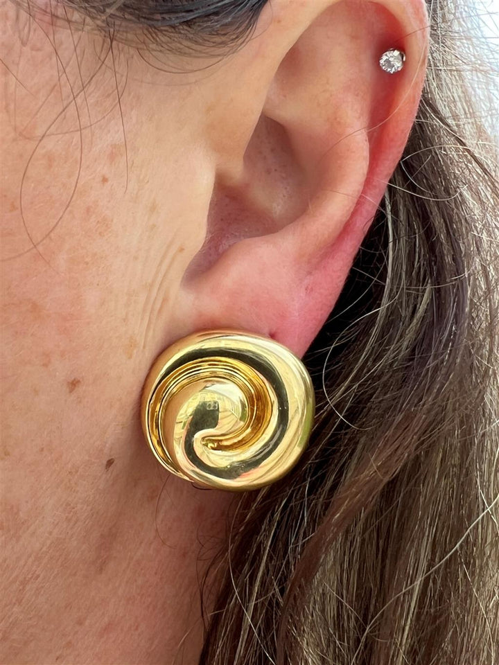 Estate 18K Yellow Gold Swirl Clip On Stud Earrings