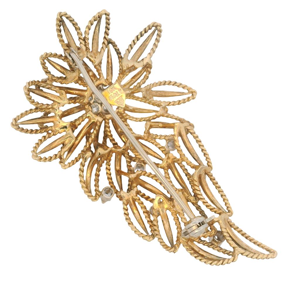 Estate 18K Yellow Gold Openwork Floral Diamond Brooch - 0.41 TCW