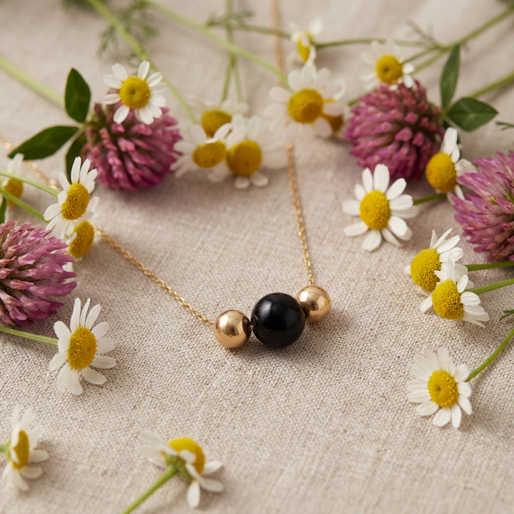 Estate 14K Yellow Gold Black Onyx & Gold Bead Necklace