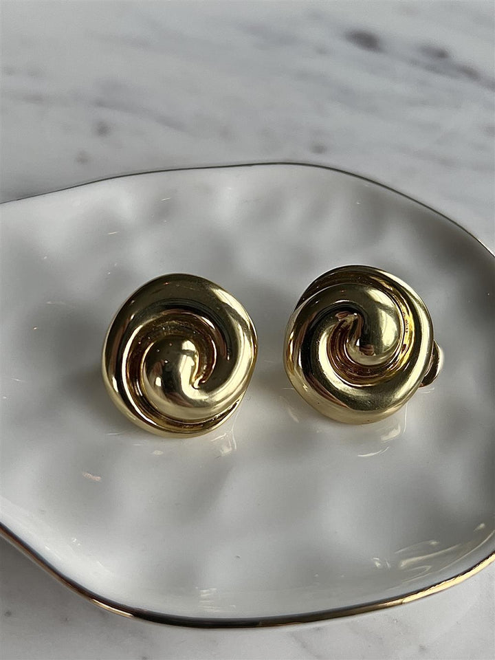 Estate 18K Yellow Gold Swirl Clip On Stud Earrings