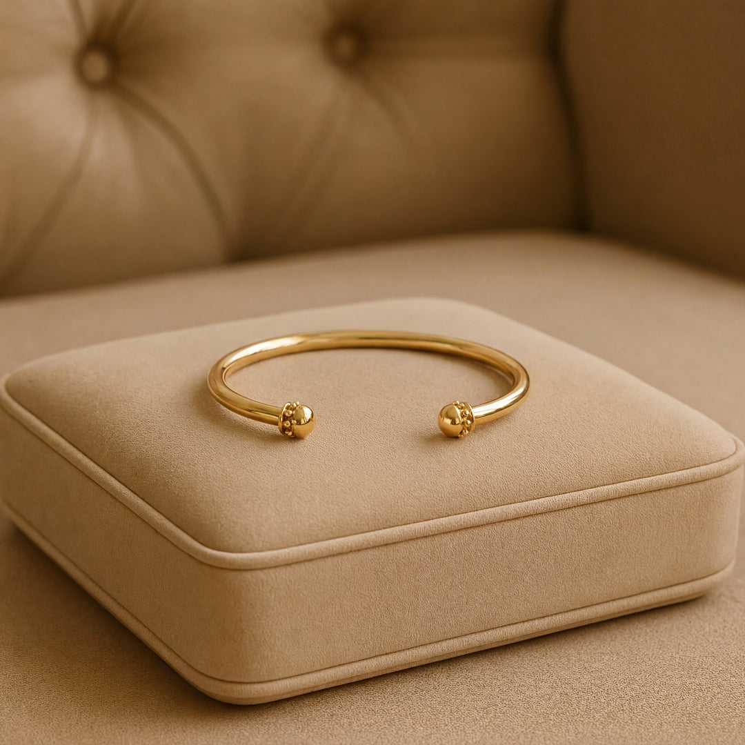Estate 18K Yellow Gold Hollow Studded Cuff Bracelet
