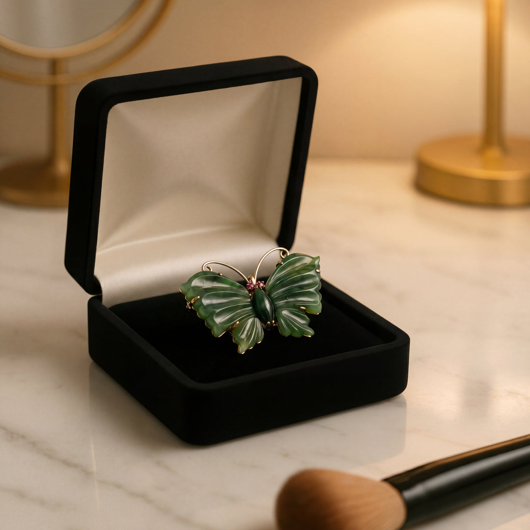 Estate 14K Yellow Gold Nephrite Jade Vintage Butterfly Brooch