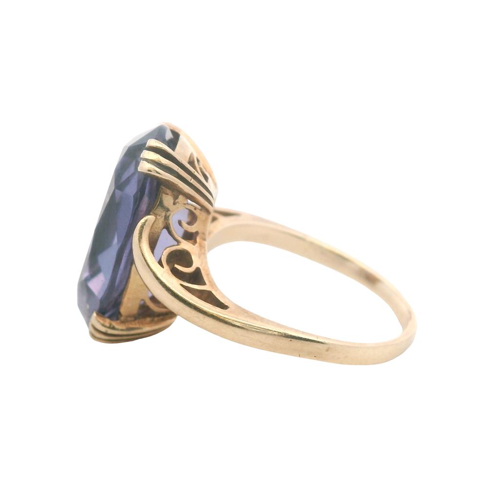 Estate 10K Yellow Gold Synthetic Color Change Sapphire Ring - 12.34 Carat Cocktail Design