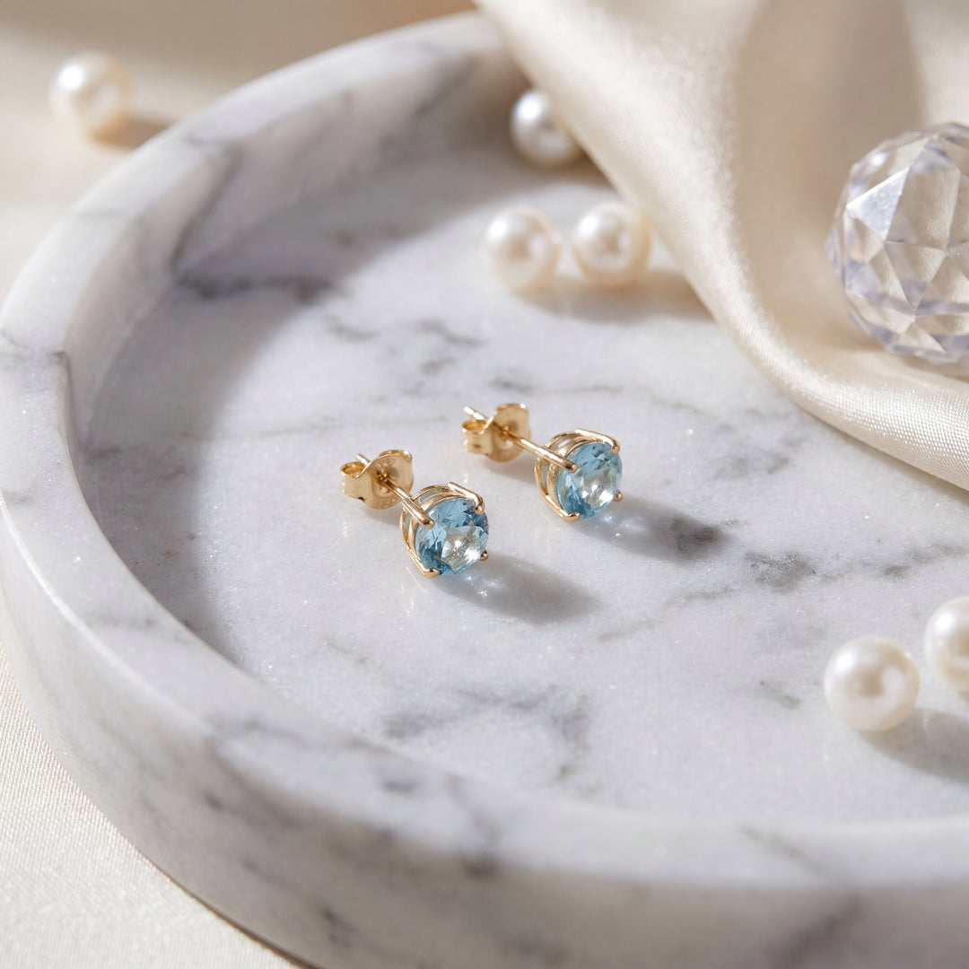 Estate 14K Yellow Gold Round Cut Aquamarine Stud Earrings