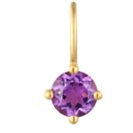 A yellow gold charm featuring a round-faceted amethyst