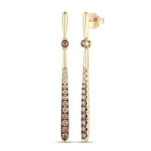 One pair of yellow gold drop earrings with an ombre diamond design