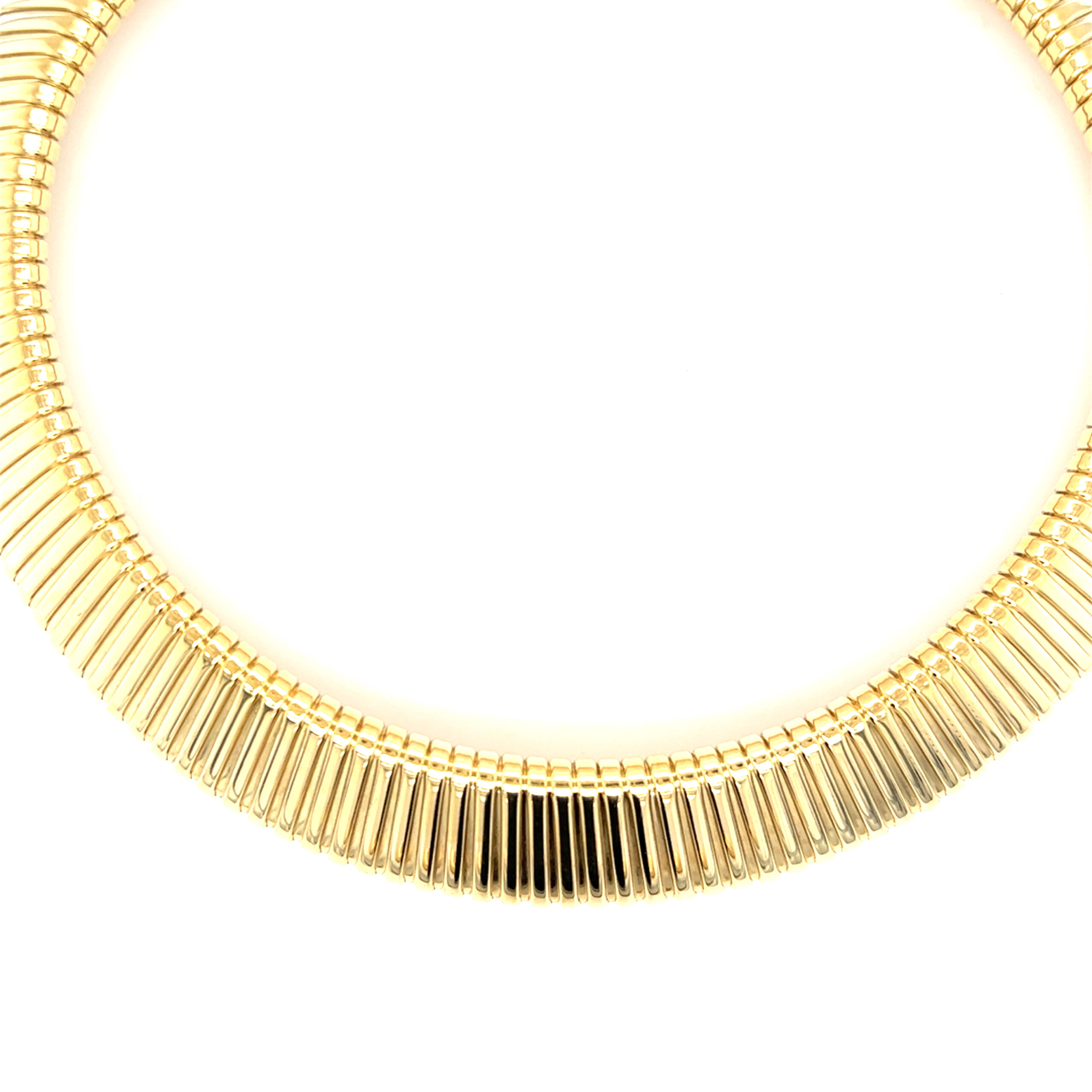 An estate 18 karat yellow gold gooseneck link choker necklace