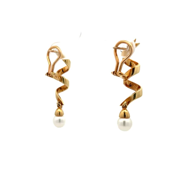 Estate 18K Yellow Gold Spiral Ribbon Pearl Earrings with 6.4mm pearls, 1.5 inches long, perfect for any occasion.